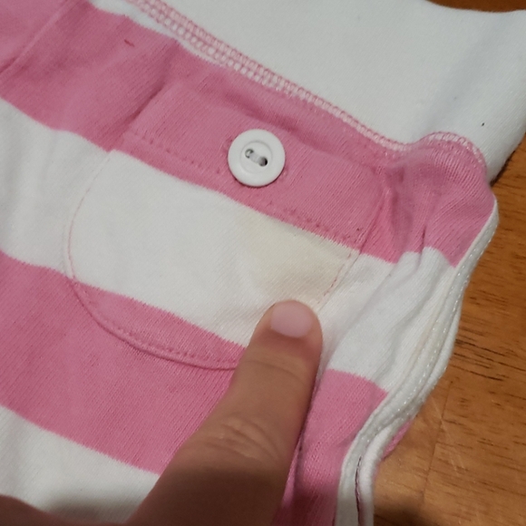 4 pairs of shorts size 4/4t - Picture 3 of 3